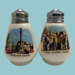 Vintage London Salt & Pepper Shakers Trafalgar Square Horse Guards Parade